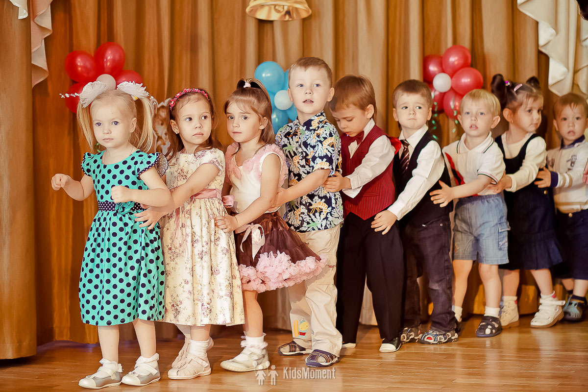 Фотосъёмка утренника - фотограф в детский сад - kidsmoment.ru (27)